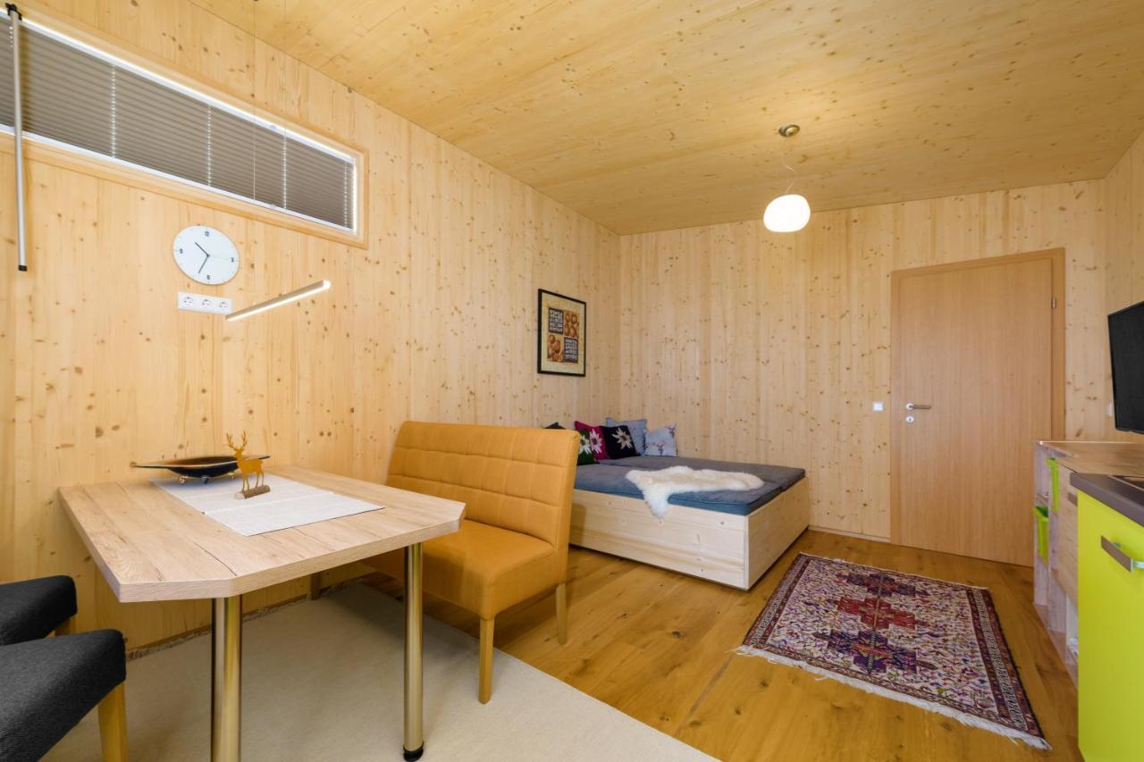 Appartement - Vollholz Studio Im Zentrum Von Флахау Экстерьер фото